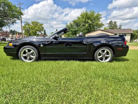 2004 Ford Mustang GT Convertible