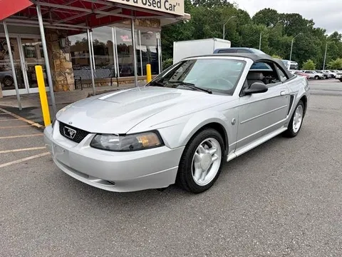 2004 Ford Mustang Deluxe Convertible