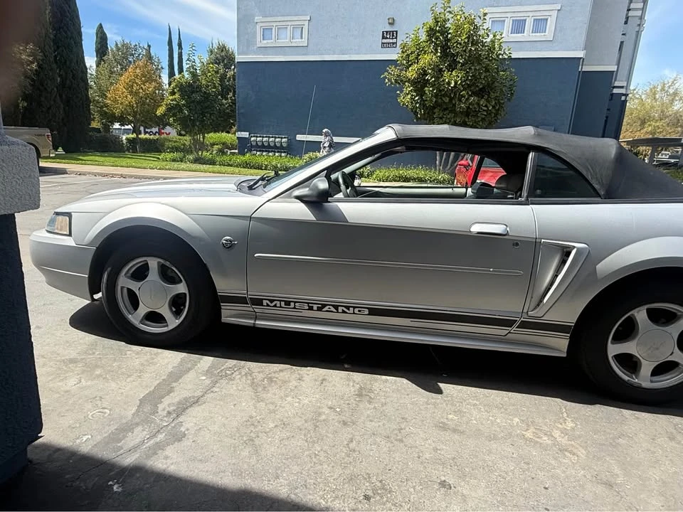 2004 Ford SN95 Mustang - Image 12 of 13