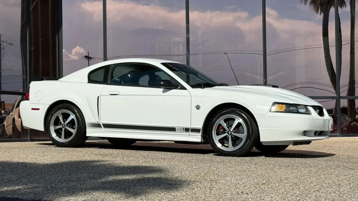 2004 Ford SN95 Mustang - Image 17 of 31