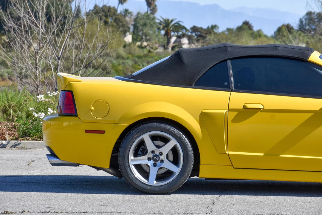 2004 Ford SN95 Mustang Cobra - Image 15 of 31