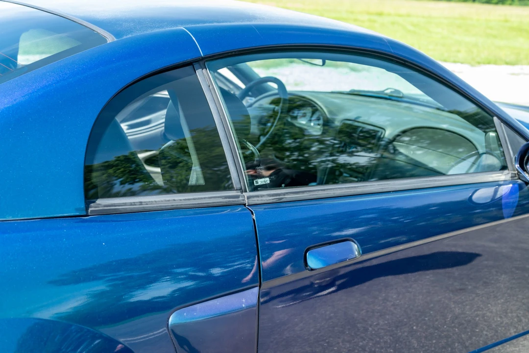 2004 Ford SN95 Mustang Cobra - Image 13 of 31
