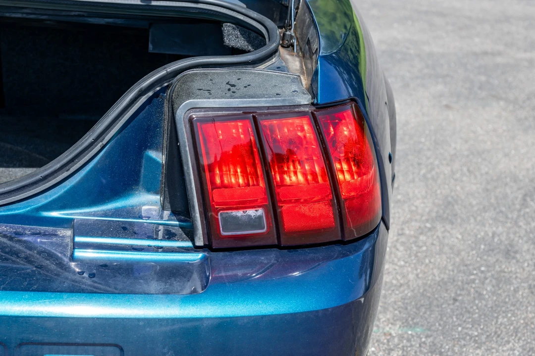 2004 Ford SN95 Mustang Cobra - Image 19 of 31