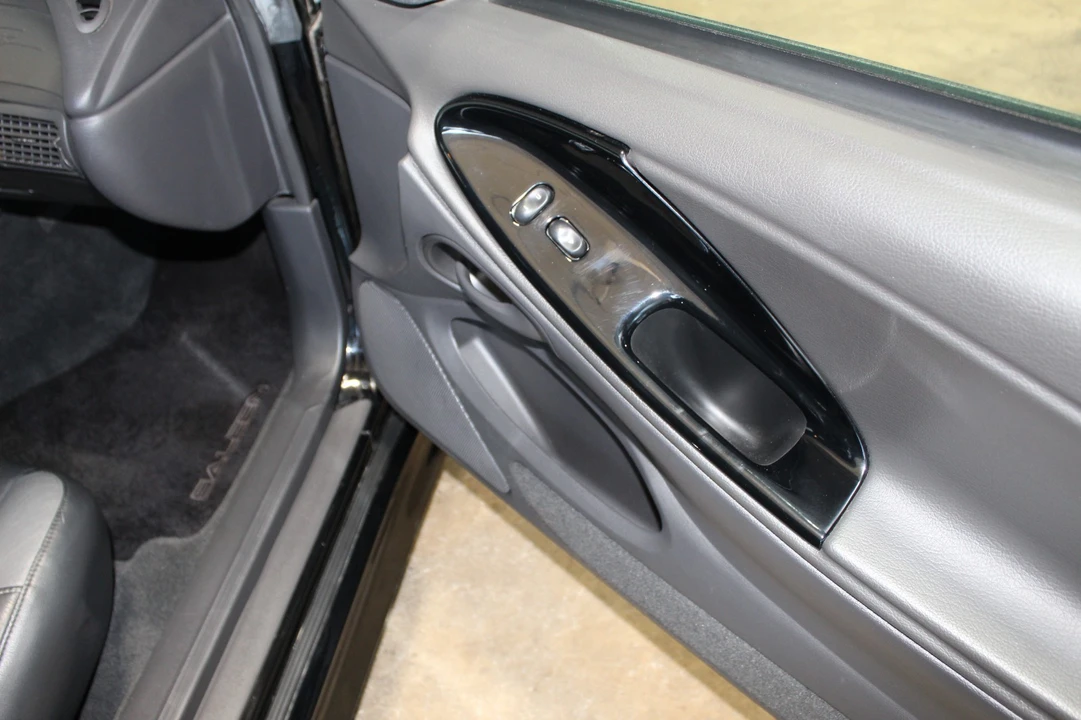 2004 Ford SN95 Mustang - Image 15 of 20