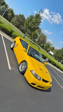2004 Ford Mustang SVT Cobra