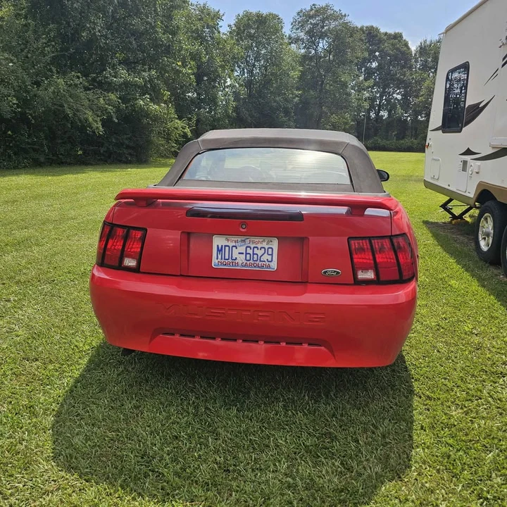 2004 Ford SN95 Mustang - Image 3 of 9