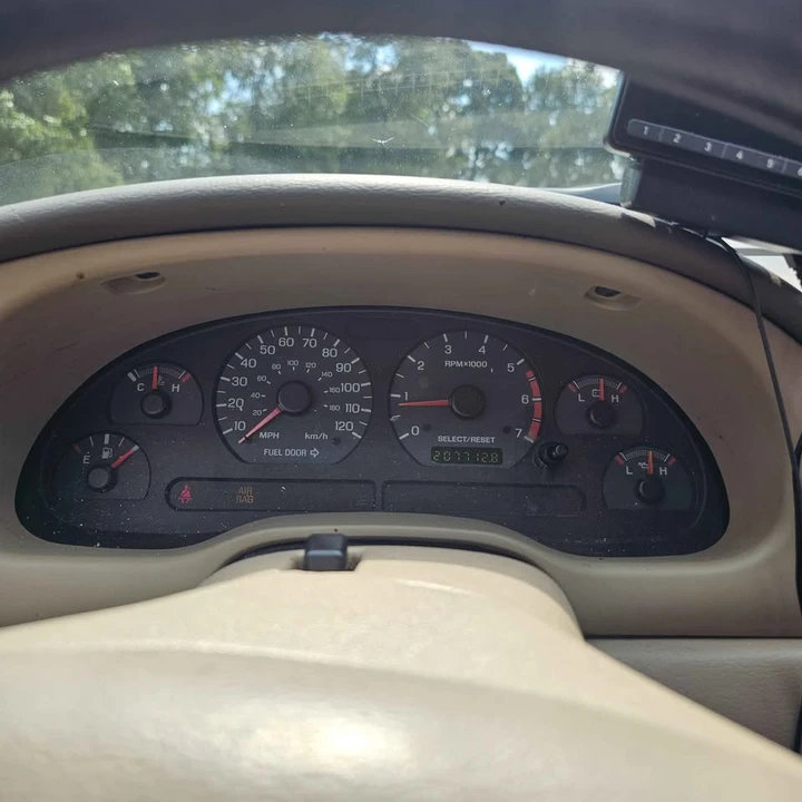 2004 Ford SN95 Mustang - Image 8 of 9