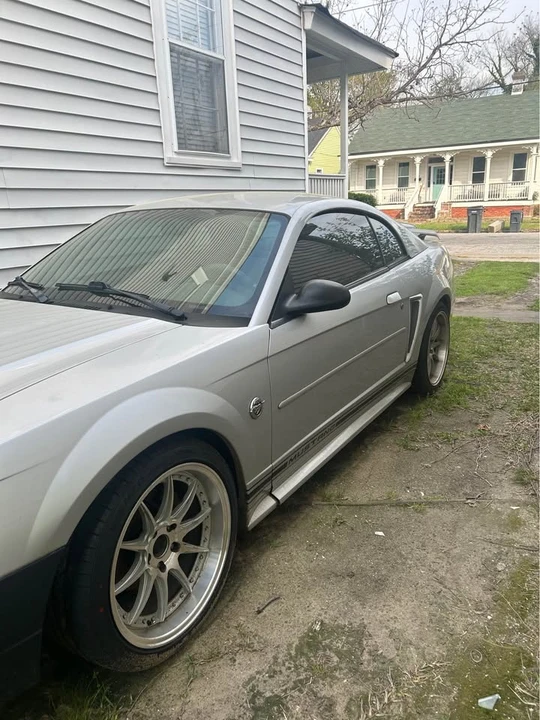 2004 Ford SN95 Mustang - Image 2 of 3