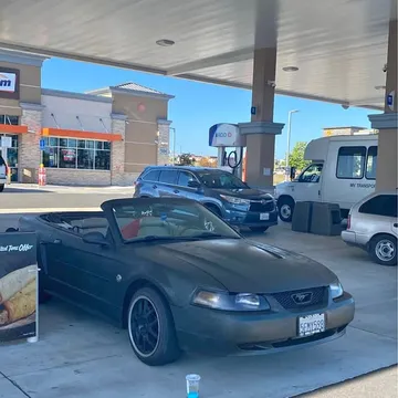 2004 Ford Mustang V6 Coupe