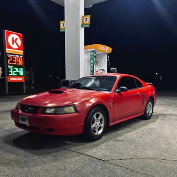 2004 Ford Mustang V6 Coupe