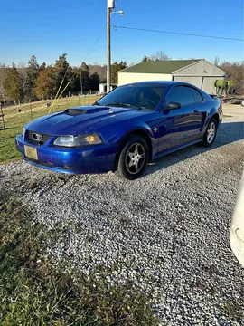2004 Ford Mustang V6 Coupe 2D