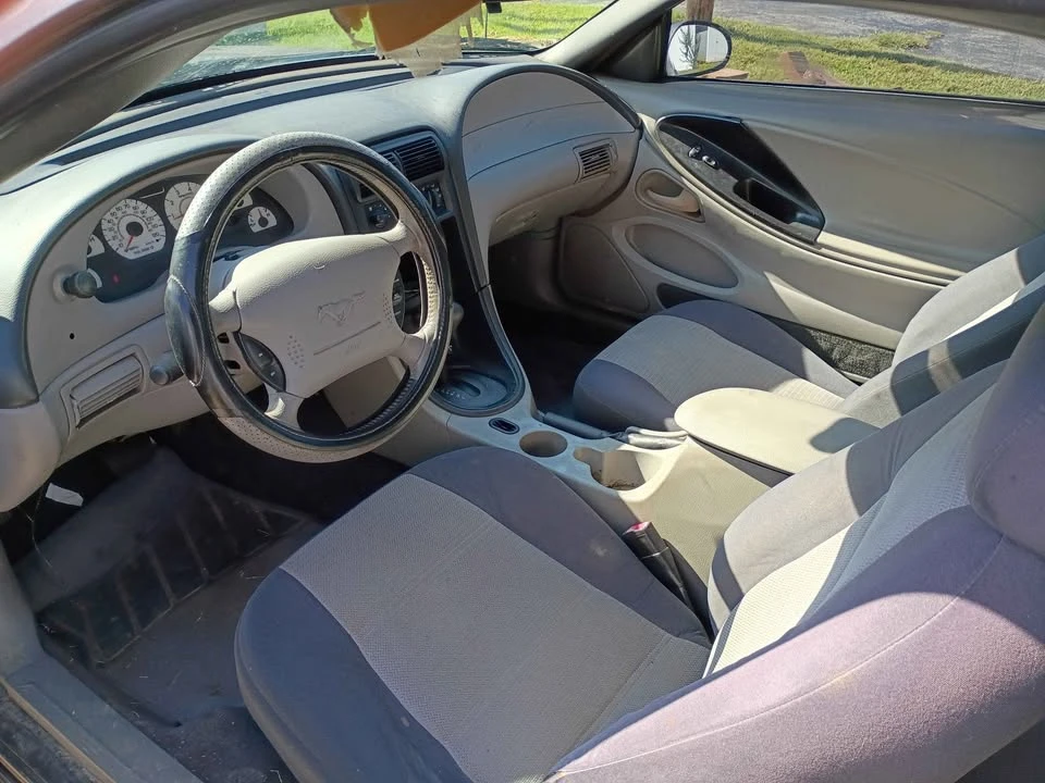 2004 Ford SN95 Mustang - Image 9 of 10