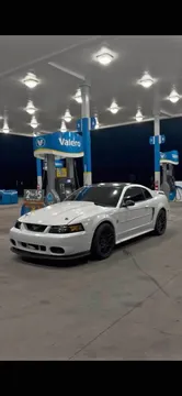 2004 Ford Mustang V6 Coupe 2D