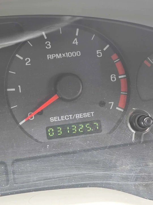 2004 Ford SN95 Mustang - Image 10 of 11