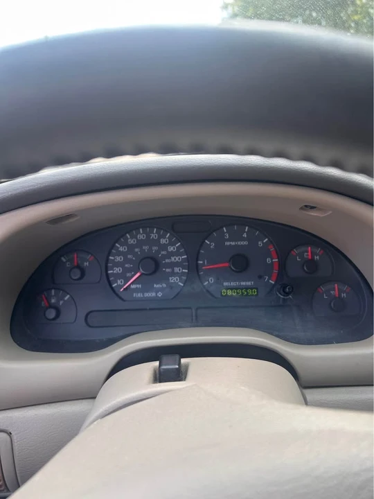 2004 Ford SN95 Mustang - Image 9 of 9