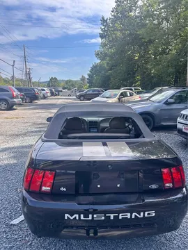 2004 Ford Mustang V6 Premium Convertible 2D