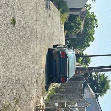 2004 Ford Mustang V6 Premium Coupe 2D