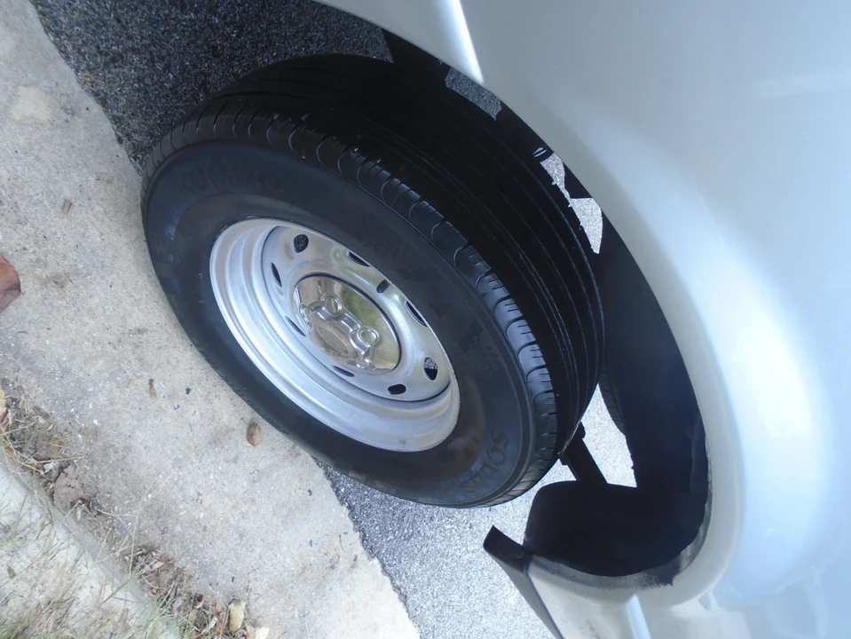 2004 Ford Ranger 3rd Gen - Image 9 of 21