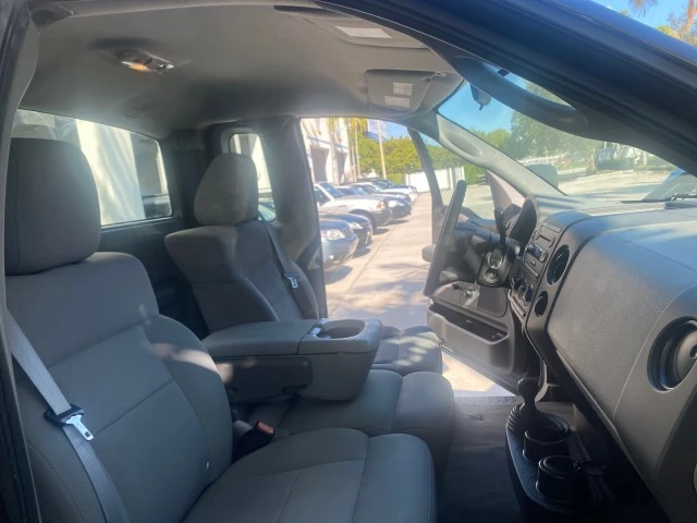 2004 Ford F-150 10th Gen - Image 13 of 21
