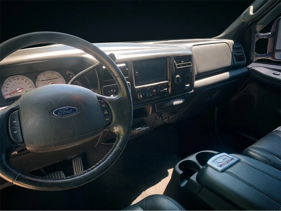 2004 Ford Super Duty 1st Gen - Image 13 of 21