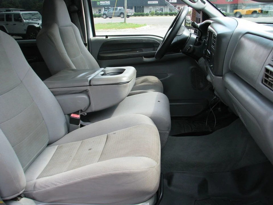 2004 Ford Super Duty 1st Gen - Image 10 of 12