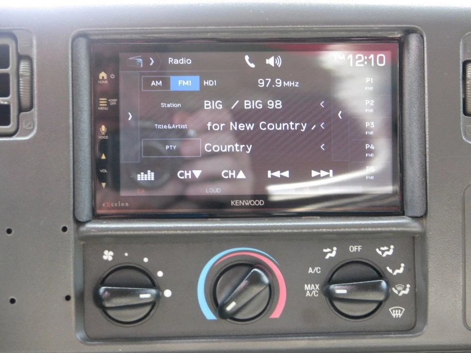 2004 Ford Super Duty 1st Gen - Image 9 of 12
