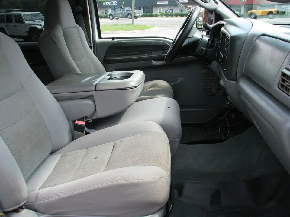 2004 Ford Super Duty 1st Gen - Image 10 of 12