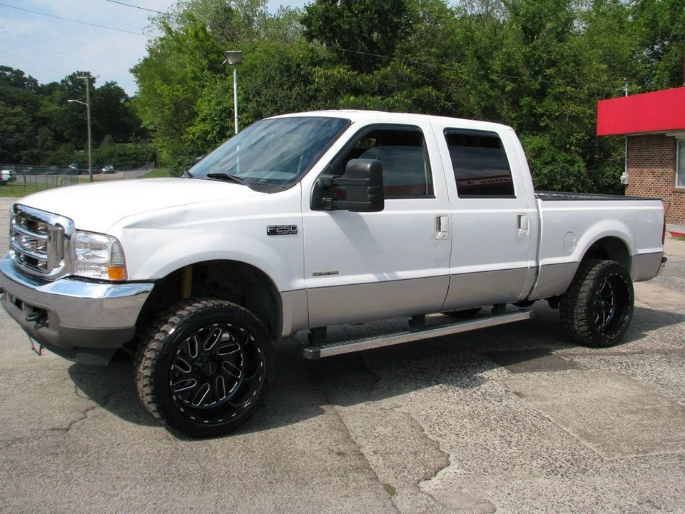 2004 Ford Super Duty 1st Gen - Image 2 of 12