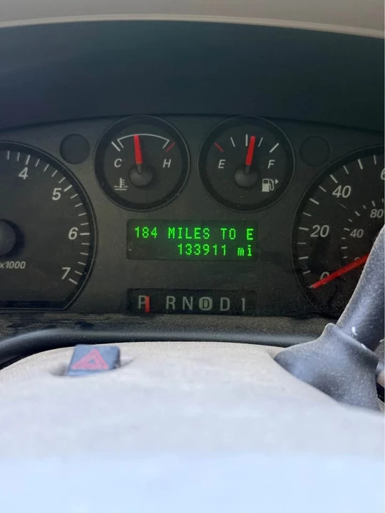 2004 Ford Taurus 4th Gen - Image 3 of 8