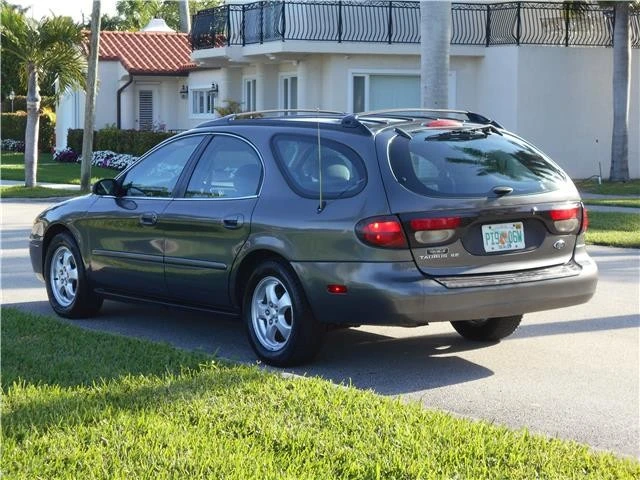 2004 Ford Taurus 3rd Gen - Image 8 of 12