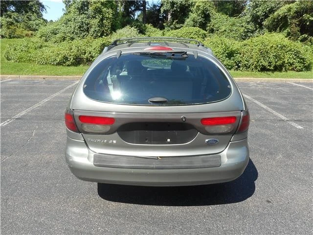 2004 Ford Taurus 4th Gen - Image 5 of 12