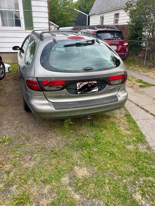 2004 Ford Taurus 4th Gen - Image 4 of 5