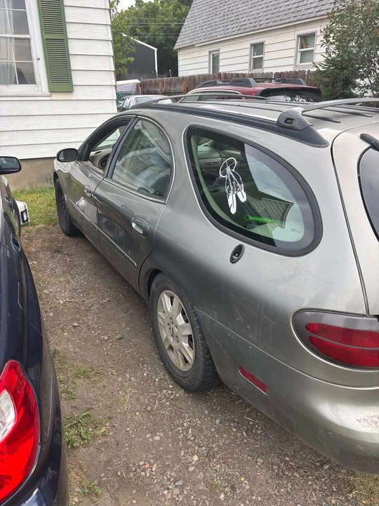 2004 Ford Taurus 4th Gen - Image 5 of 5