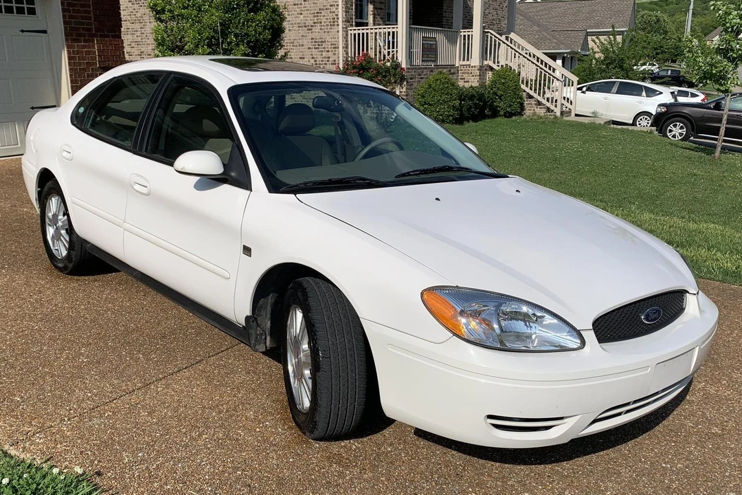 2004 Ford Taurus 4th Gen - Image 3 of 31