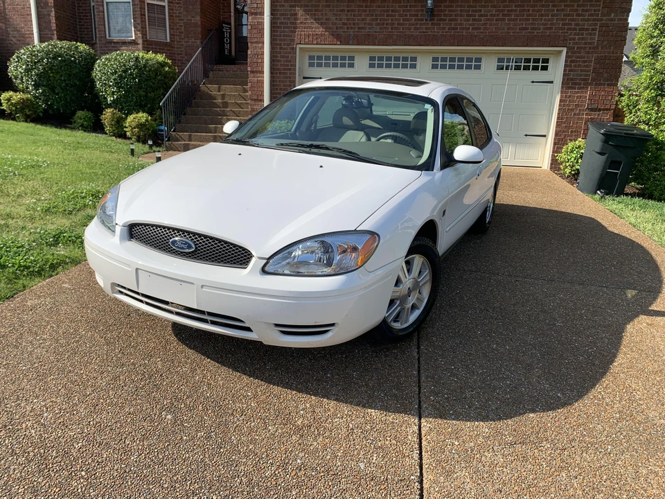 2004 Ford Taurus 4th Gen - Image 8 of 31