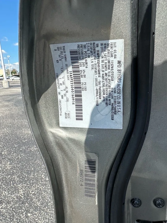 2004 Ford Taurus 4th Gen - Image 13 of 20