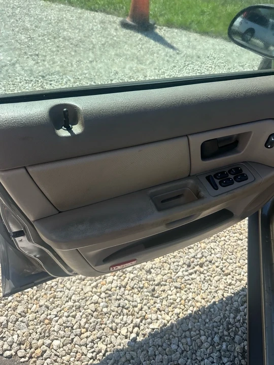 2004 Ford Taurus 4th Gen - Image 9 of 20