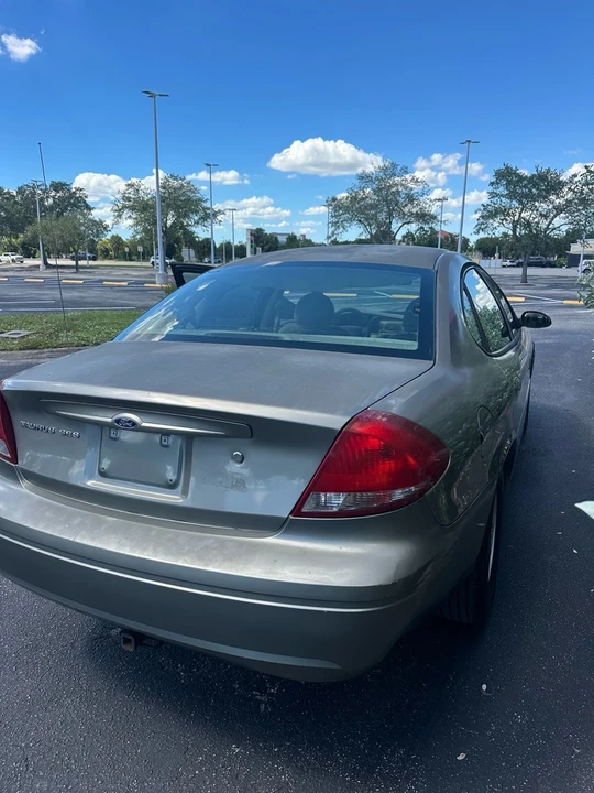 2004 Ford Taurus 4th Gen - Image 7 of 20