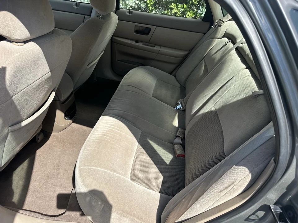 2004 Ford Taurus 4th Gen - Image 14 of 20