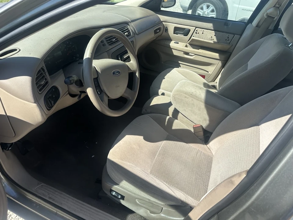 2004 Ford Taurus 4th Gen - Image 8 of 20