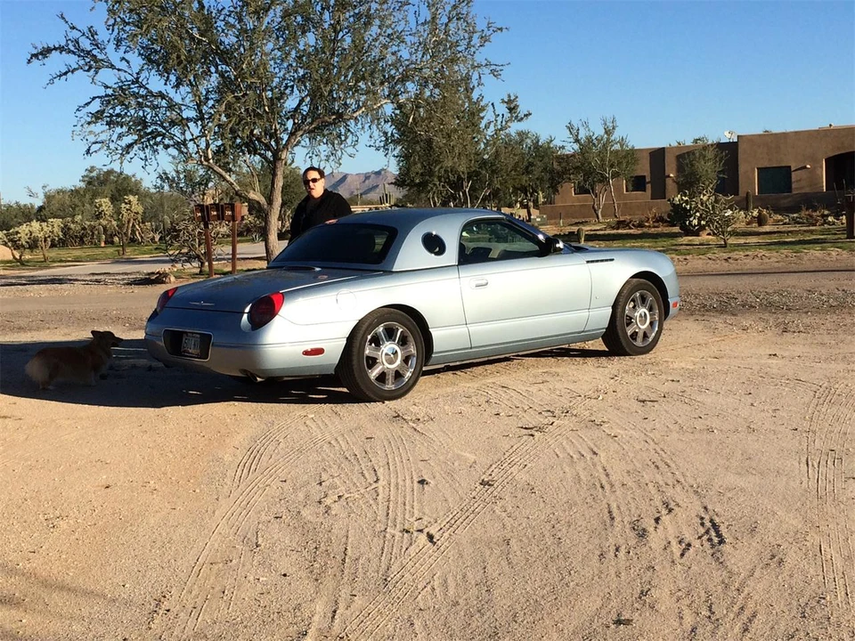 2004 Ford Thunderbird 11th Gen - Image 3 of 15