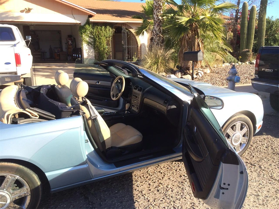 2004 Ford Thunderbird 11th Gen - Image 7 of 15
