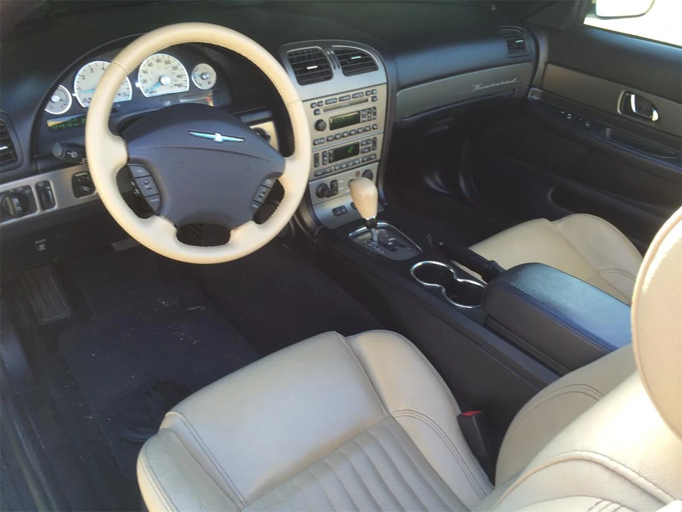2004 Ford Thunderbird 11th Gen - Image 9 of 15