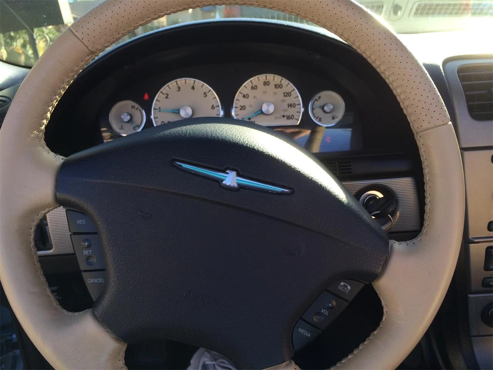 2004 Ford Thunderbird 11th Gen - Image 12 of 15