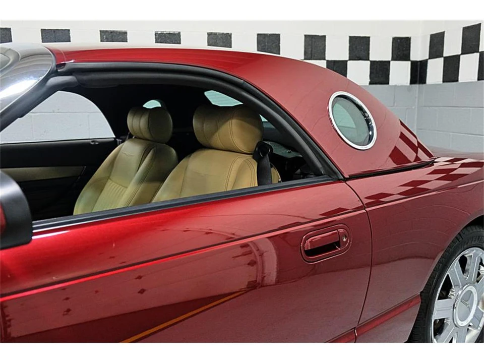 2004 Ford Thunderbird 11th Gen - Image 4 of 31