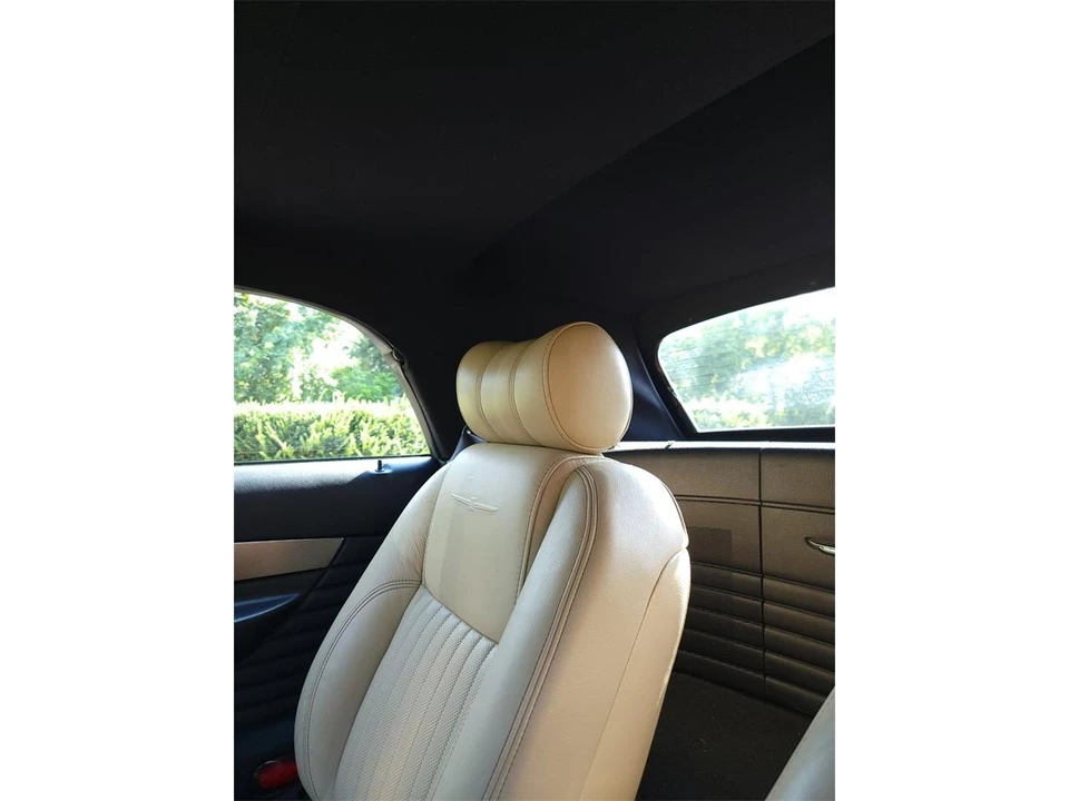 2004 Ford Thunderbird 11th Gen - Image 14 of 23