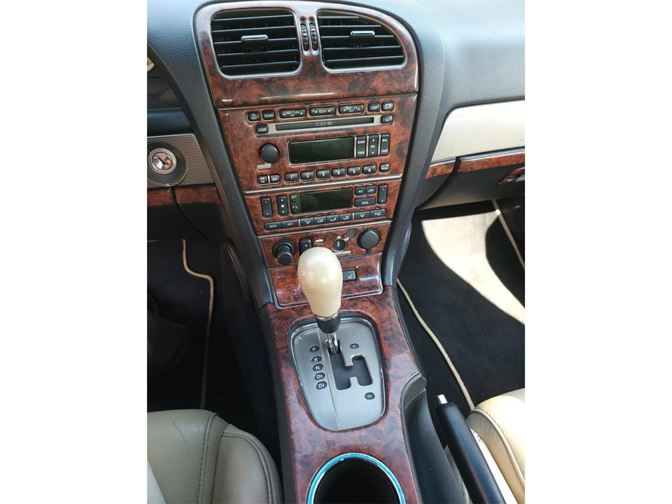2004 Ford Thunderbird 11th Gen - Image 12 of 23
