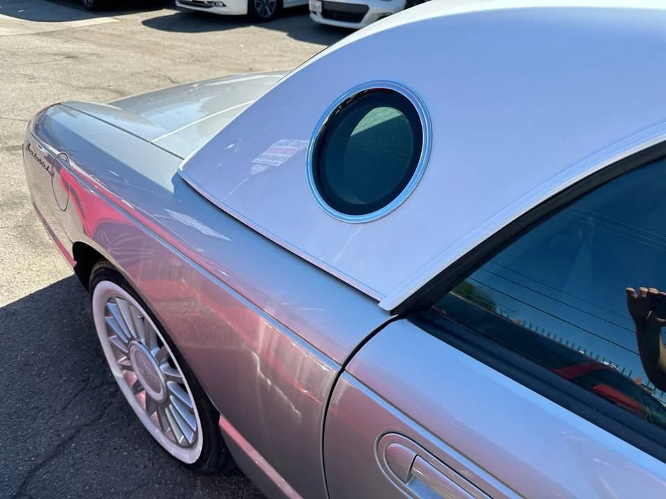 2004 Ford Thunderbird 11th Gen - Image 5 of 17