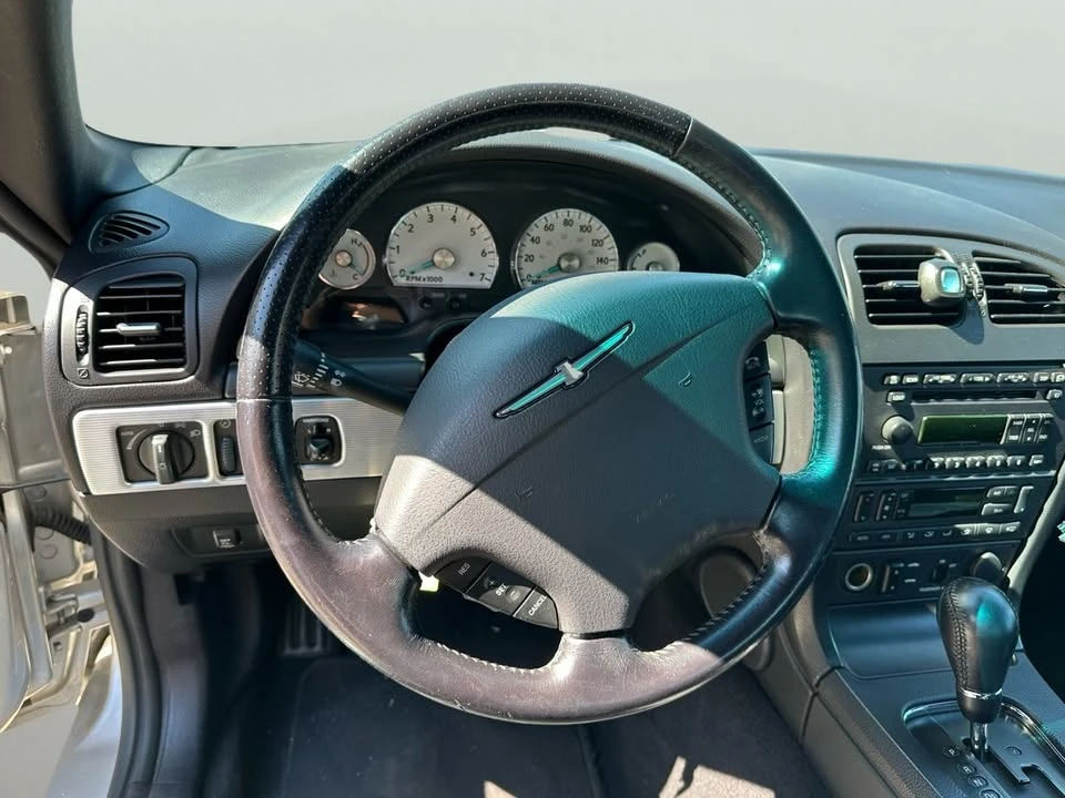 2004 Ford Thunderbird 11th Gen - Image 14 of 17