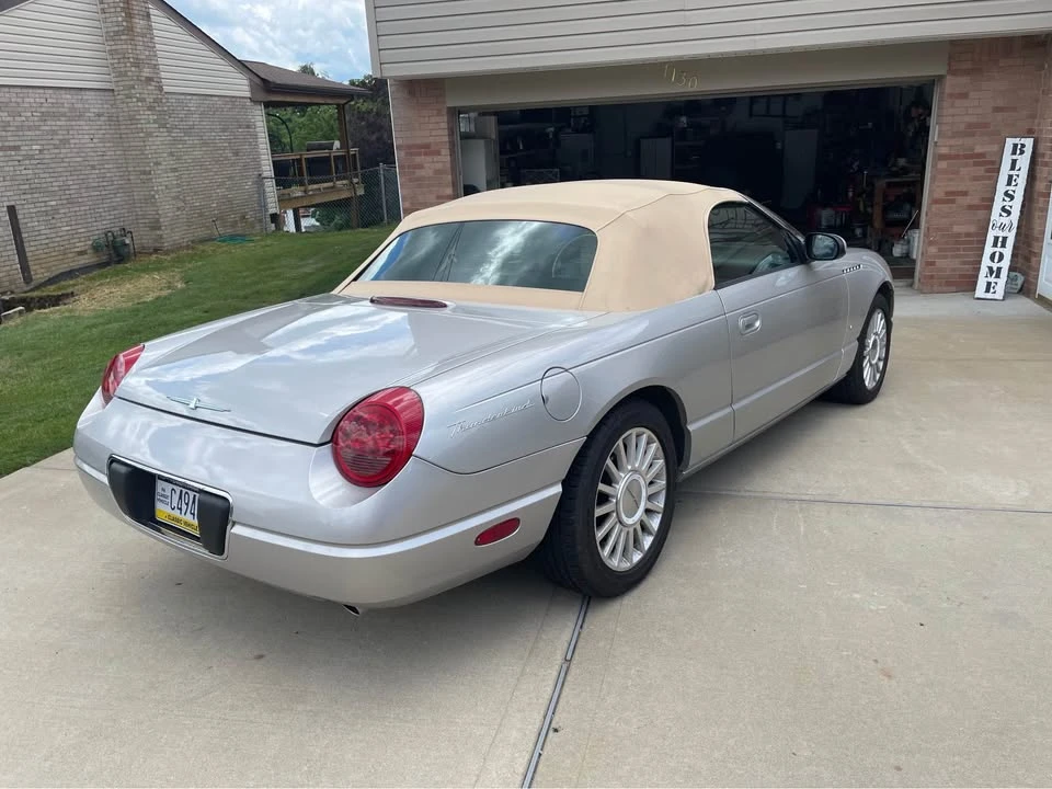 2004 Ford Thunderbird 11th Gen - Image 4 of 20